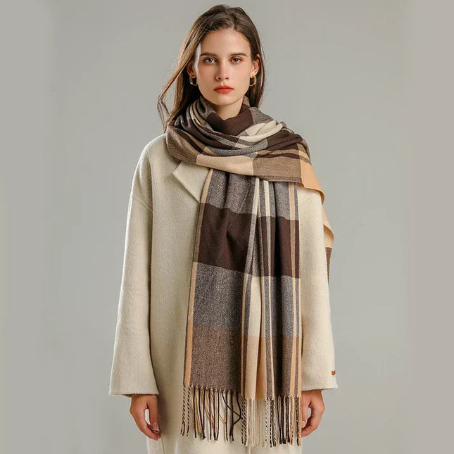 Luxury Cashmere Plaid Scarf for Women – Soft, Warm & Timeless Winter Accessory